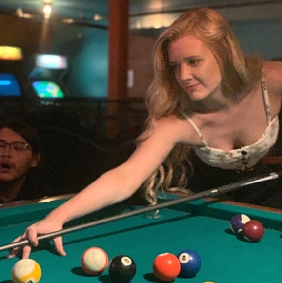 Meet your Posher, Kristen - Picture 1 of 1